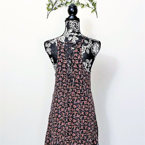 American Eagle NWOT Floral Summer Sun Dress - Picture 3 of 6